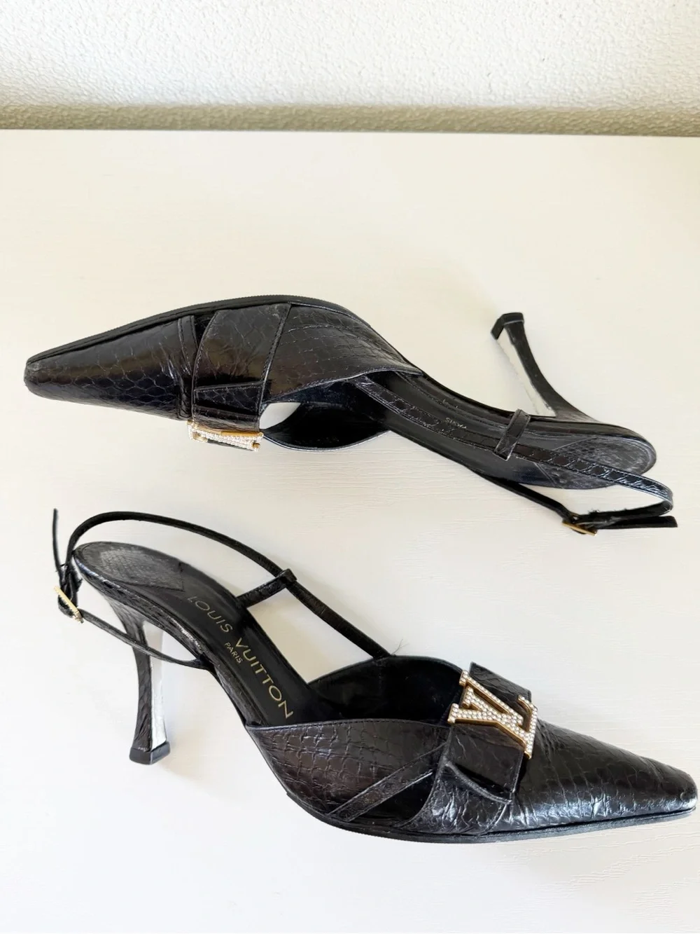 Louis Vuitton Slingback Pumps Black Snakeskin Crystal LV EU 37.5 US 7-7.5